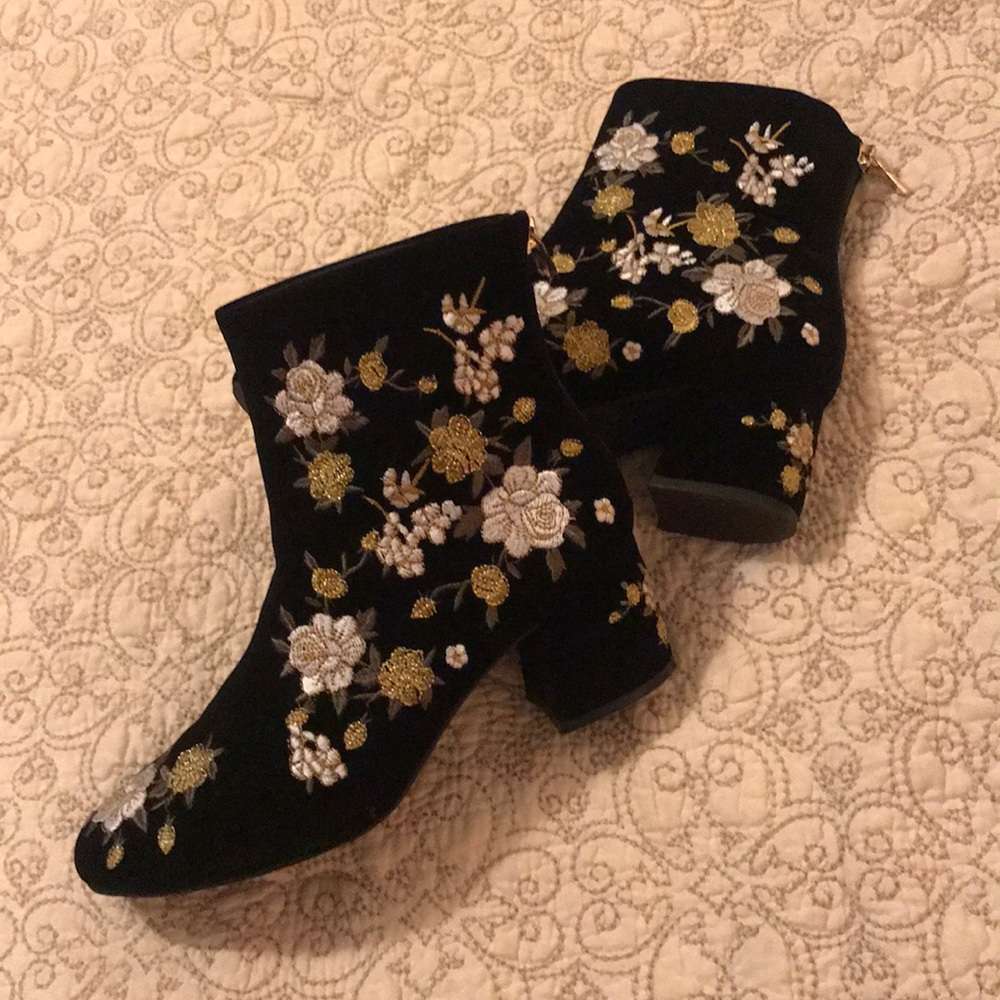 Black velvet boots